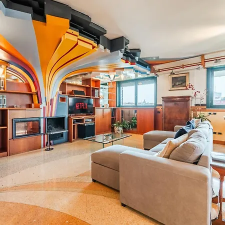 Ferienhaus Luxury Penthouse - Sauna, Garage, Office, Terrace Mailand