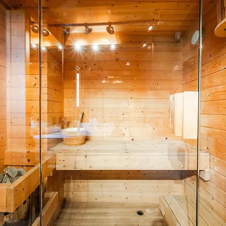 Ferienhaus Luxury Penthouse - Sauna, Garage, Office, Terrace